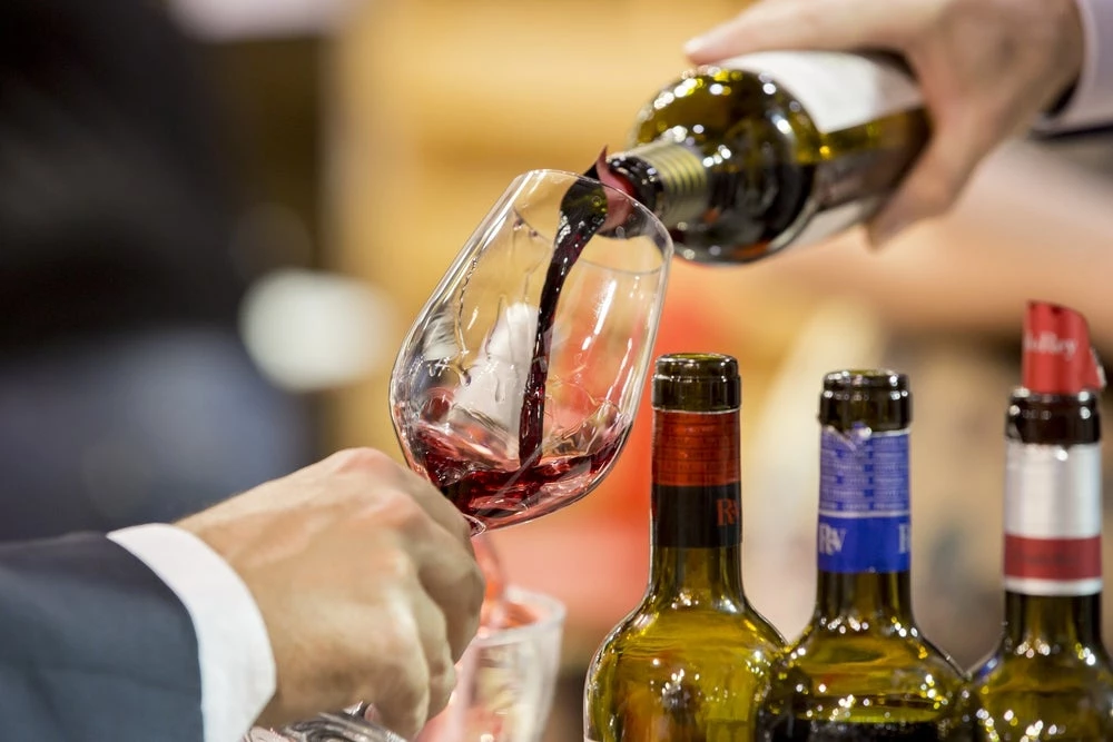 «Μας έβαλαν ταφόπλακα οι Τσίπρας-Κοτζιάς» : Εχασαν τον ύπνο τους οι Ελληνες επιχειρηματίες- «Βόμβα» για τα μακεδονικά προϊόντα η συμφωνία στο Σκοπιανό